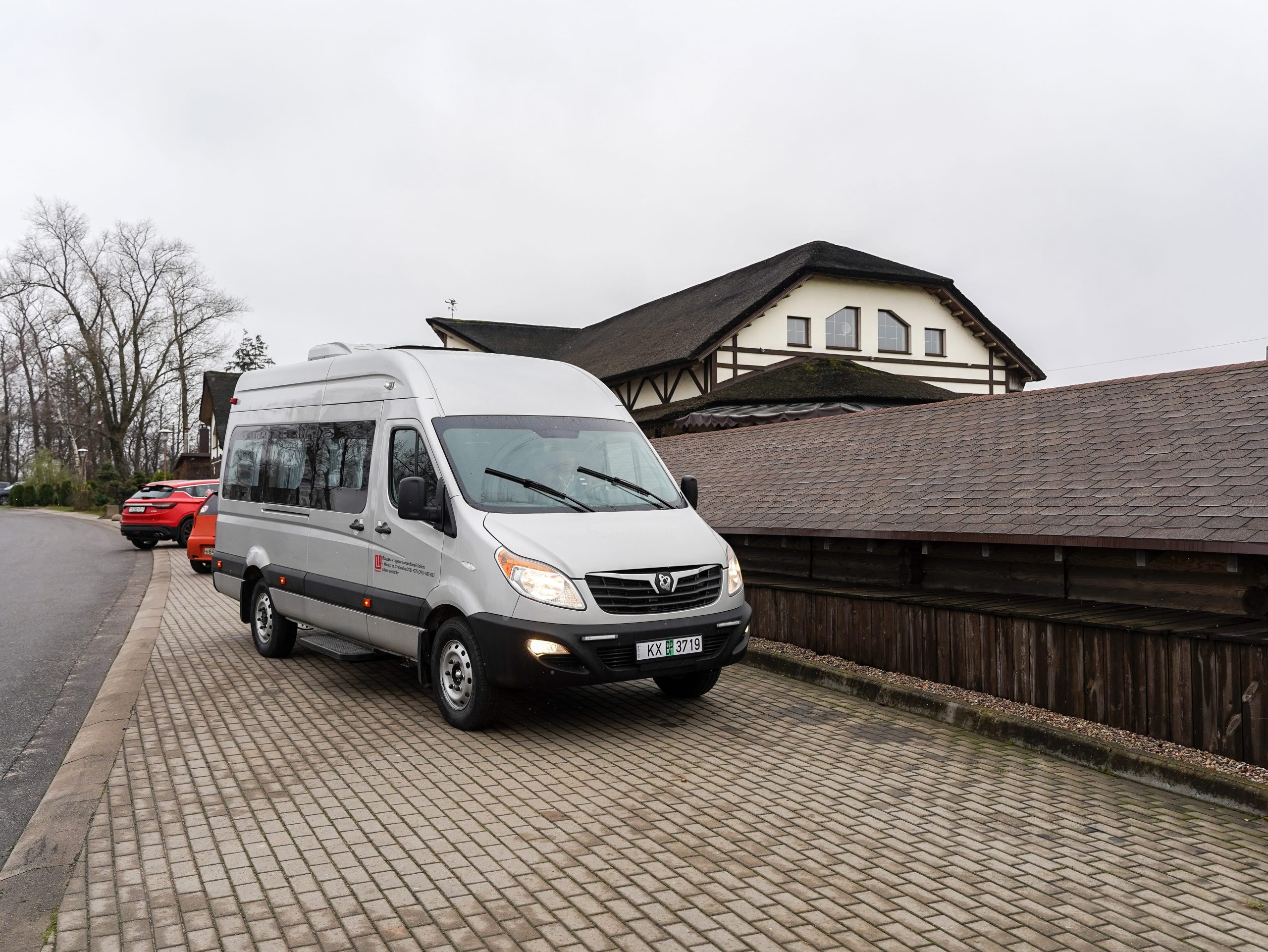 сиденья пассажиров микроавтобуса SOLLERS ATLANT